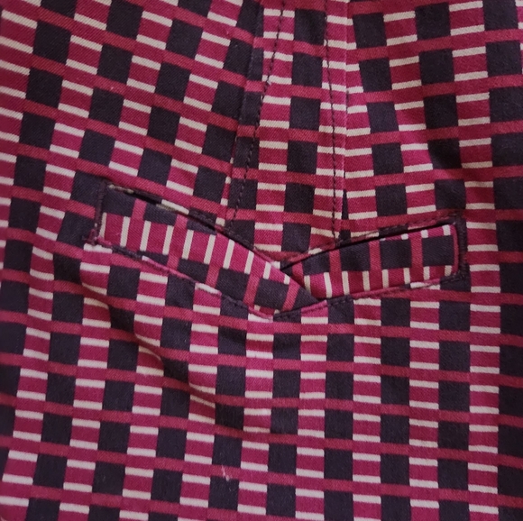 Anthropologie Pink Skinny Pants with Chic Appeal - Picture 3 of 7